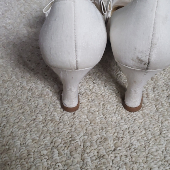 Raw silk shoe - Picture 2 of 7